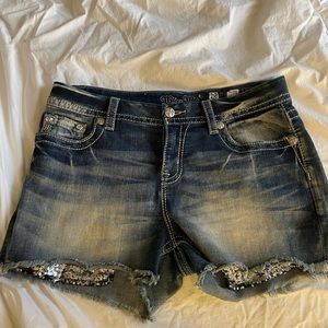 Miss Me distressed shorts